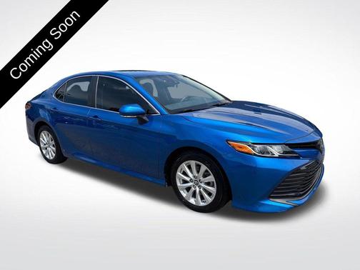 Blue Streak Metallic 2019 Toyota Camry LE