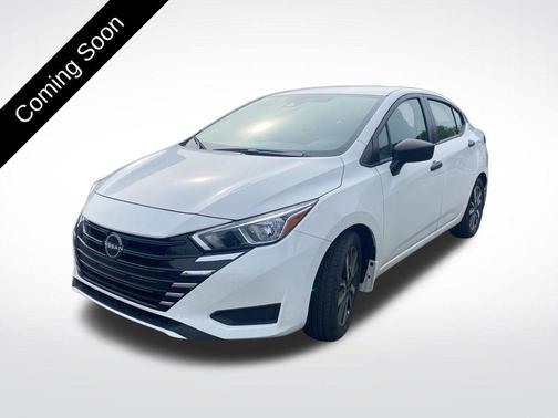 Fresh Powder 2024 Nissan Versa 1.6 S