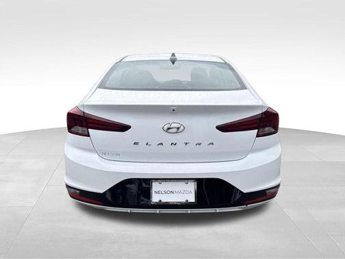 Quartz White Pearl 2020 Hyundai ELANTRA SEL