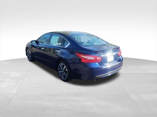 2016 Nissan Altima 3.5 SR