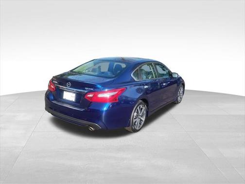 2016 Nissan Altima 3.5 SR