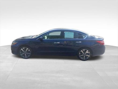 2016 Nissan Altima 3.5 SR