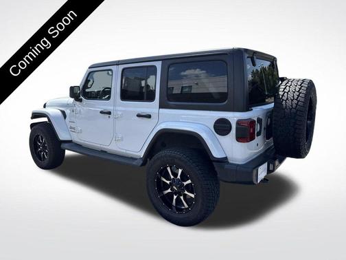 Bright White Clearcoat 2018 Jeep Wrangler Unlimited Sahara