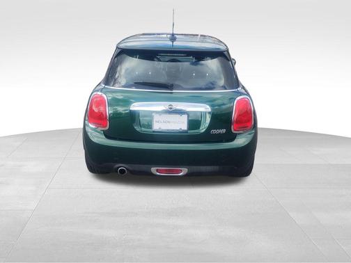 2016 MINI Hardtop Cooper