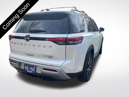 2024 Nissan Pathfinder Platinum 4WD