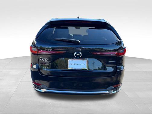 2024 Mazda CX-90 PHEV Premium Plus