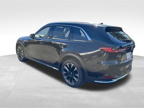 2024 Mazda CX-90 PHEV Premium Plus