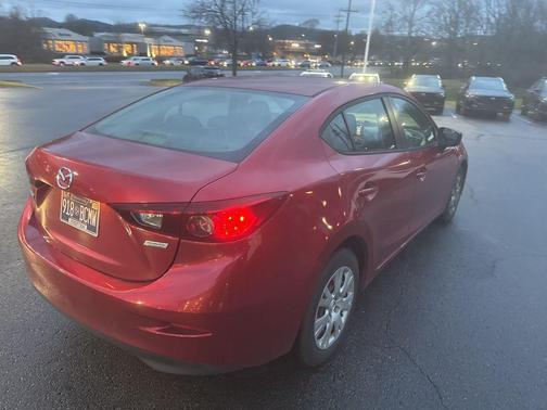 2015 Mazda Mazda3 i Sport