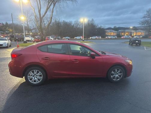 2015 Mazda Mazda3 i Sport
