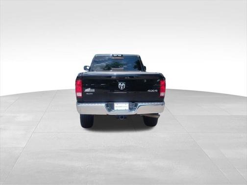 2018 RAM 2500 Big Horn Crew Cab 4x4 6'4' Box