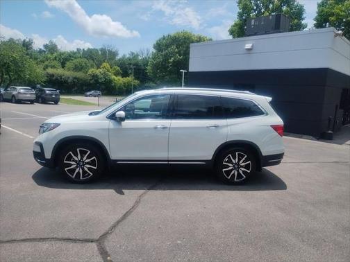 2020 Honda Pilot Touring 8-Passenger