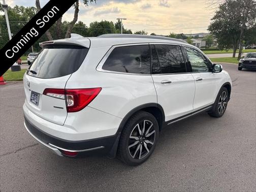 2020 Honda Pilot Touring 8-Passenger