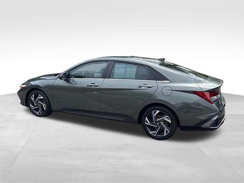 Amazon Gray 2024 Hyundai ELANTRA SEL