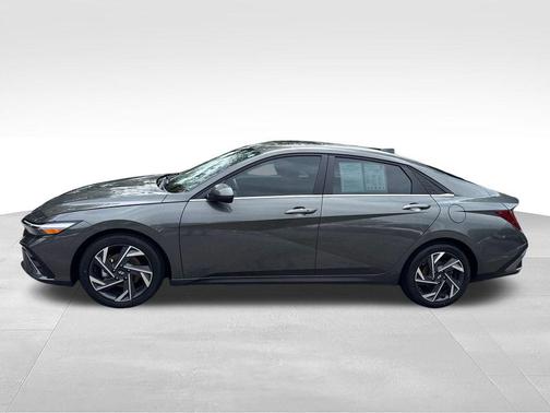 Amazon Gray 2024 Hyundai ELANTRA SEL