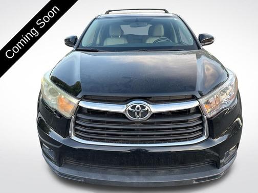 Attitude Black Metallic 2015 Toyota Highlander LE Plus
