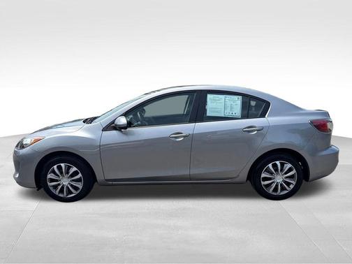 Liquid Silver Metallic 2013 Mazda Mazda3 i SV