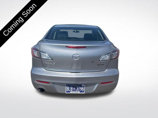 Liquid Silver Metallic 2013 Mazda Mazda3 i SV