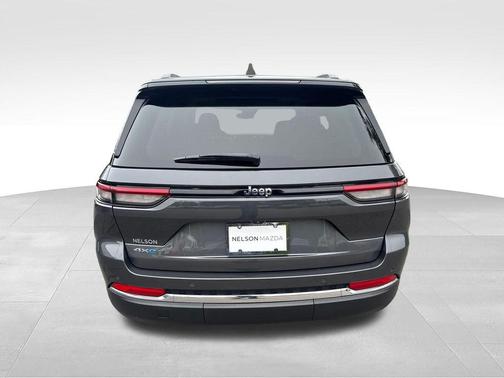 Baltic Gray Metallic Clearcoat 2022 Jeep Grand Cherokee 4xe Base