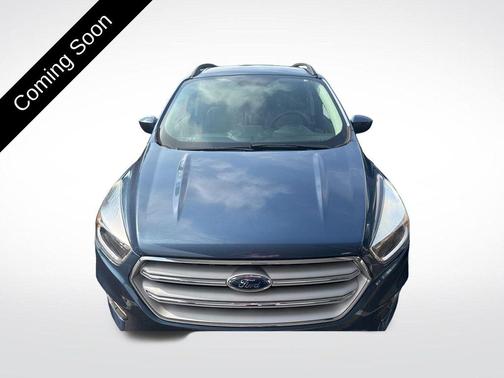 Blue Metallic 2018 Ford Escape SE