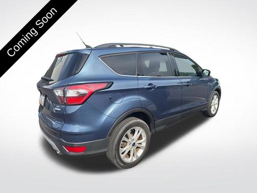 Blue Metallic 2018 Ford Escape SE