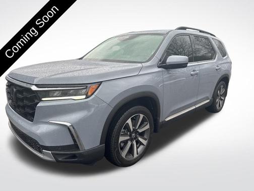 2025 Honda Pilot Touring 8-Passenger