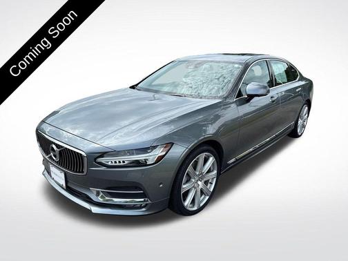 Gray Metallic 2018 Volvo S90 T6 Inscription