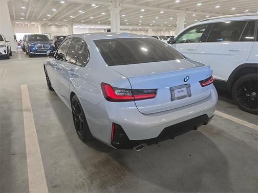 2023 BMW 330 330i