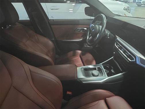 2023 BMW 330 330i