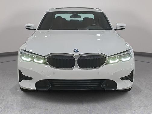 2021 BMW 330 330i