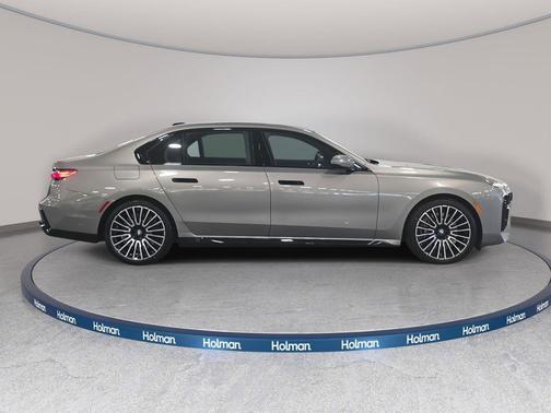 2024 BMW 760 xDrive