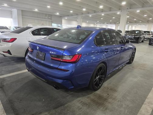 2022 BMW 330 330i