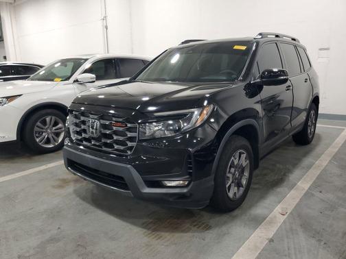 2023 Honda Passport AWD TrailSport