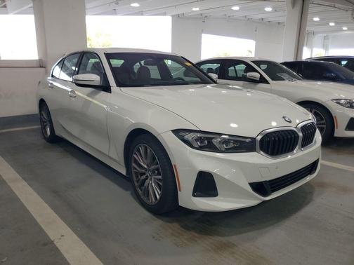 Alpine White 2023 BMW 330 330i