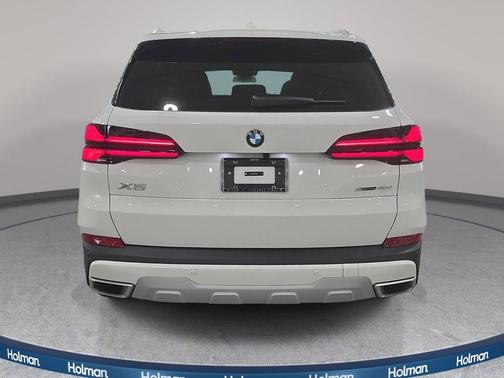Alpine White 2026 BMW X5 sDrive40i