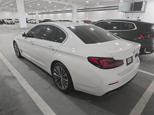 2023 BMW 530 i
