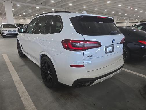 2023 BMW X5 sDrive40i