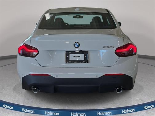 2026 BMW 230 230i