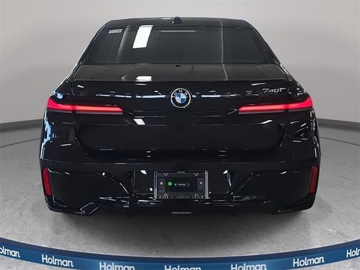 2026 BMW 740 740i