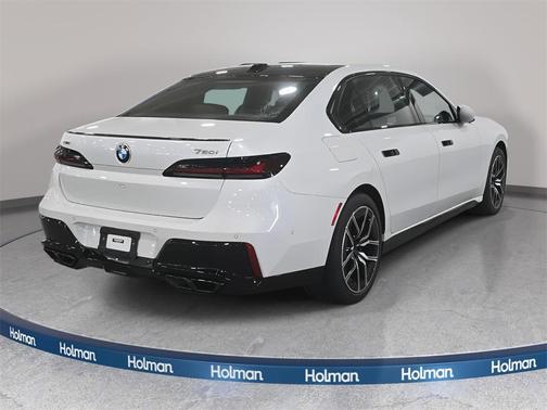 2023 BMW 760 i xDrive