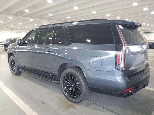 2021 Cadillac Escalade ESV Sport Platinum
