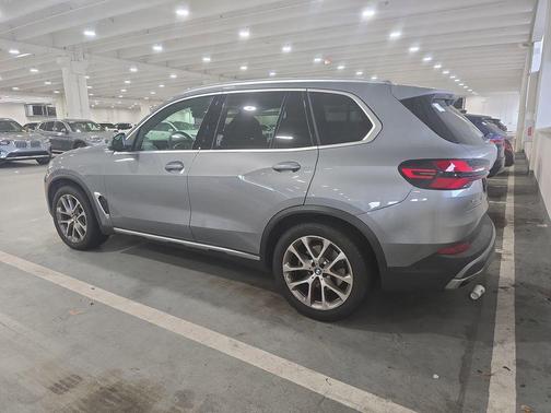 2024 BMW X5 sDrive40i