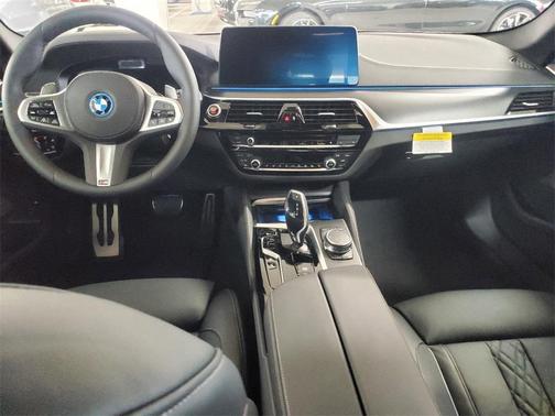2023 BMW 530e Base