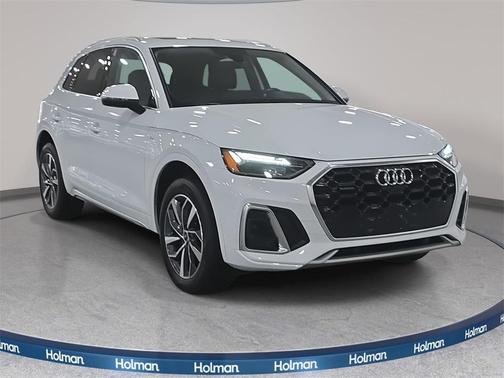 2022 Audi Q5 45 S line Premium Plus