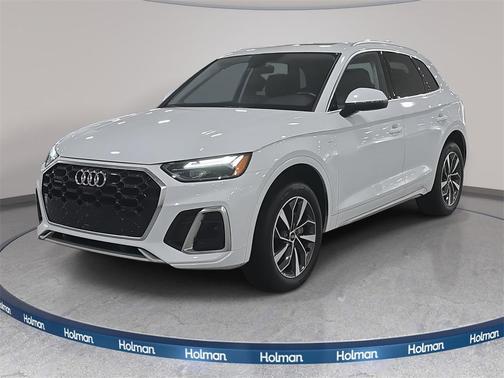 2022 Audi Q5 45 S line Premium Plus