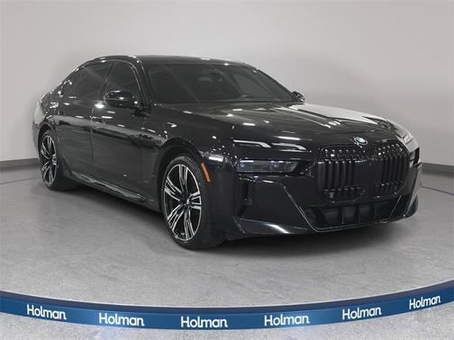 2023 BMW 740 i