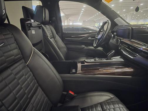 2023 Cadillac Escalade Sport Platinum