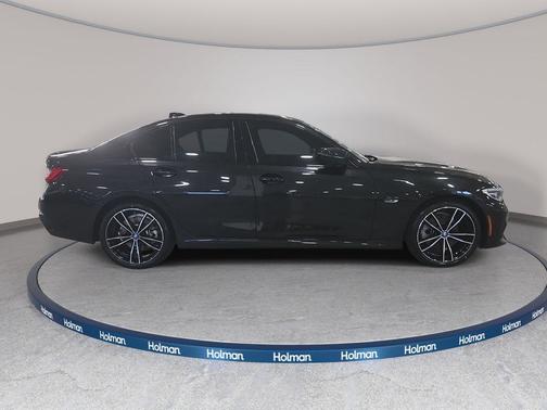 Black Sapphire Metallic 2022 BMW 330e 330e iPerformance