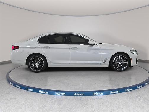 2023 BMW 530 i