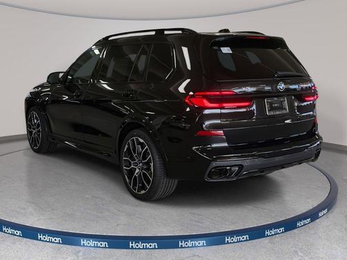 2026 BMW X7 M60i