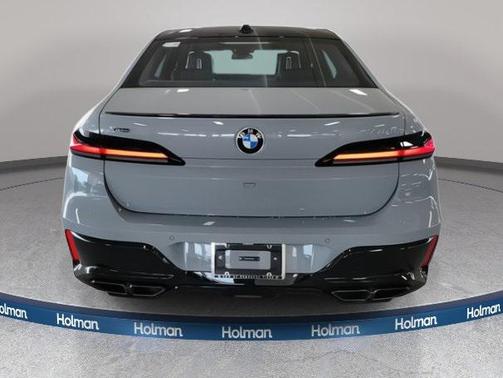 2025 BMW 760 xDrive